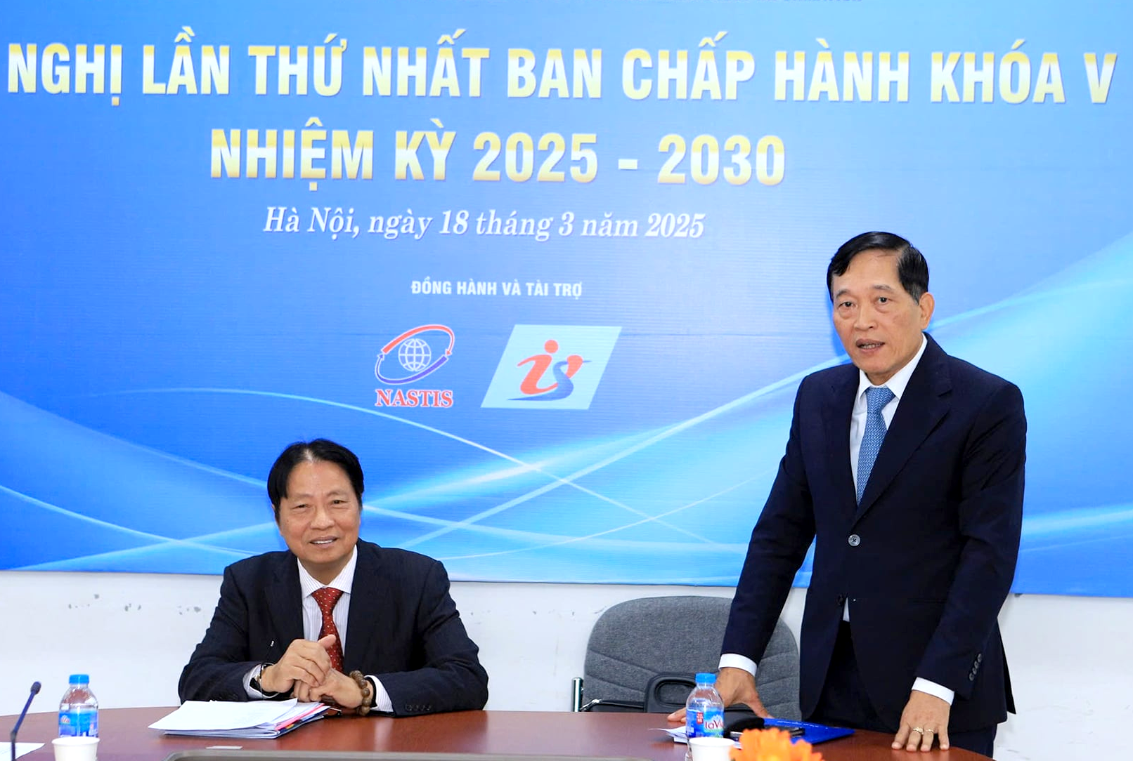 Tiến sĩ Trần Văn T&ugrave;ng - Nguy&ecirc;n thứ trưởng Bộ KH&CN, Chủ tịch Hội th&ocirc;ng tin khoa học v&agrave; c&ocirc;ng nghệ Việt Nam nhiệm kỳ 2025-2030.