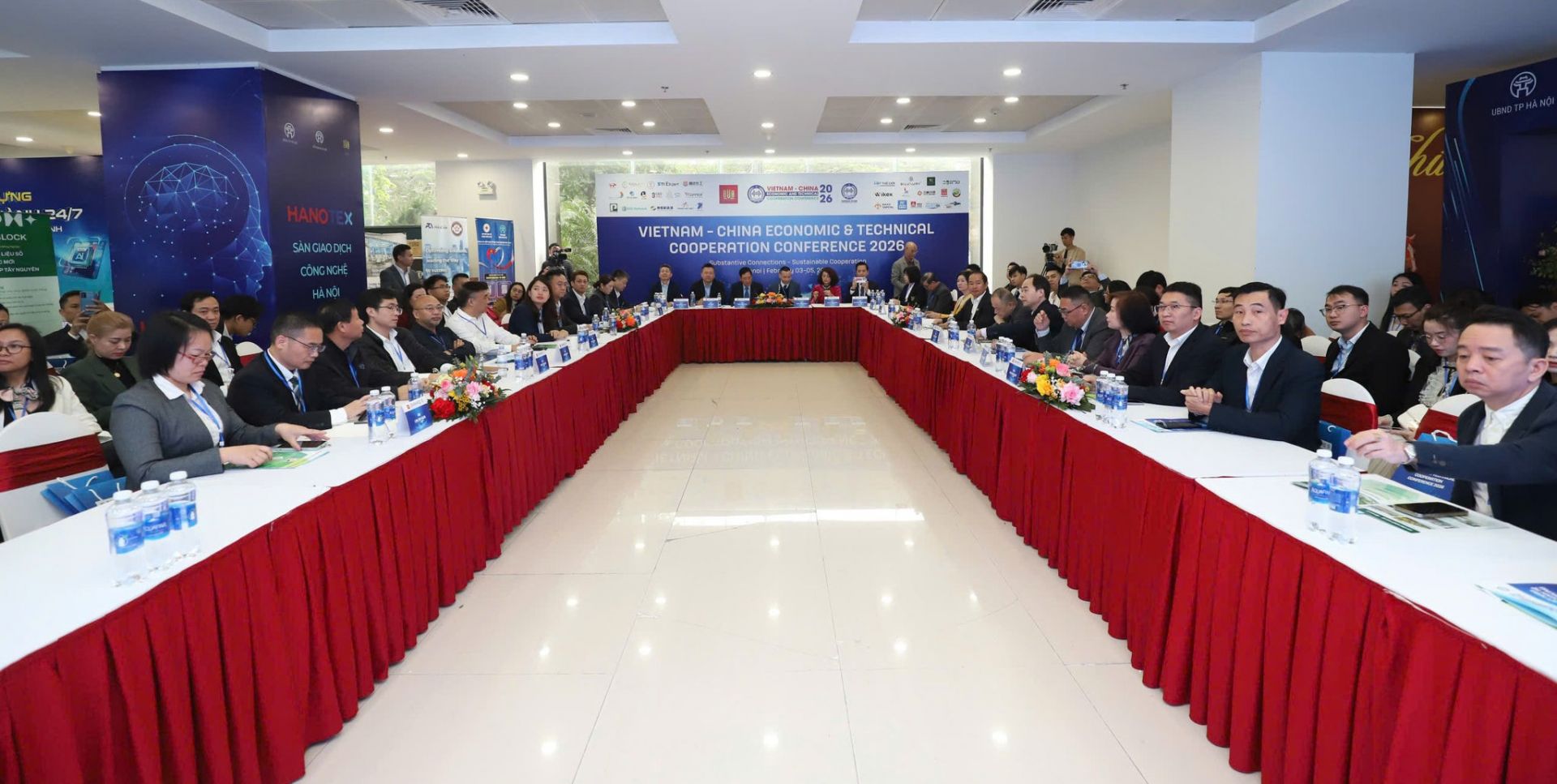 To&agrave;n cảnh Hội nghị Hợp t&aacute;c kinh tế kỹ thuật Việt Trung 2026.